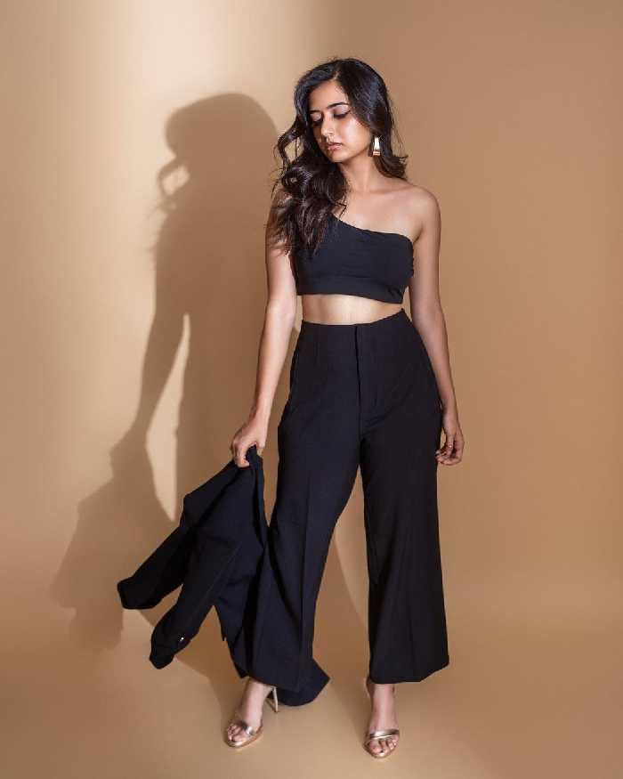 ashika ranganath 14